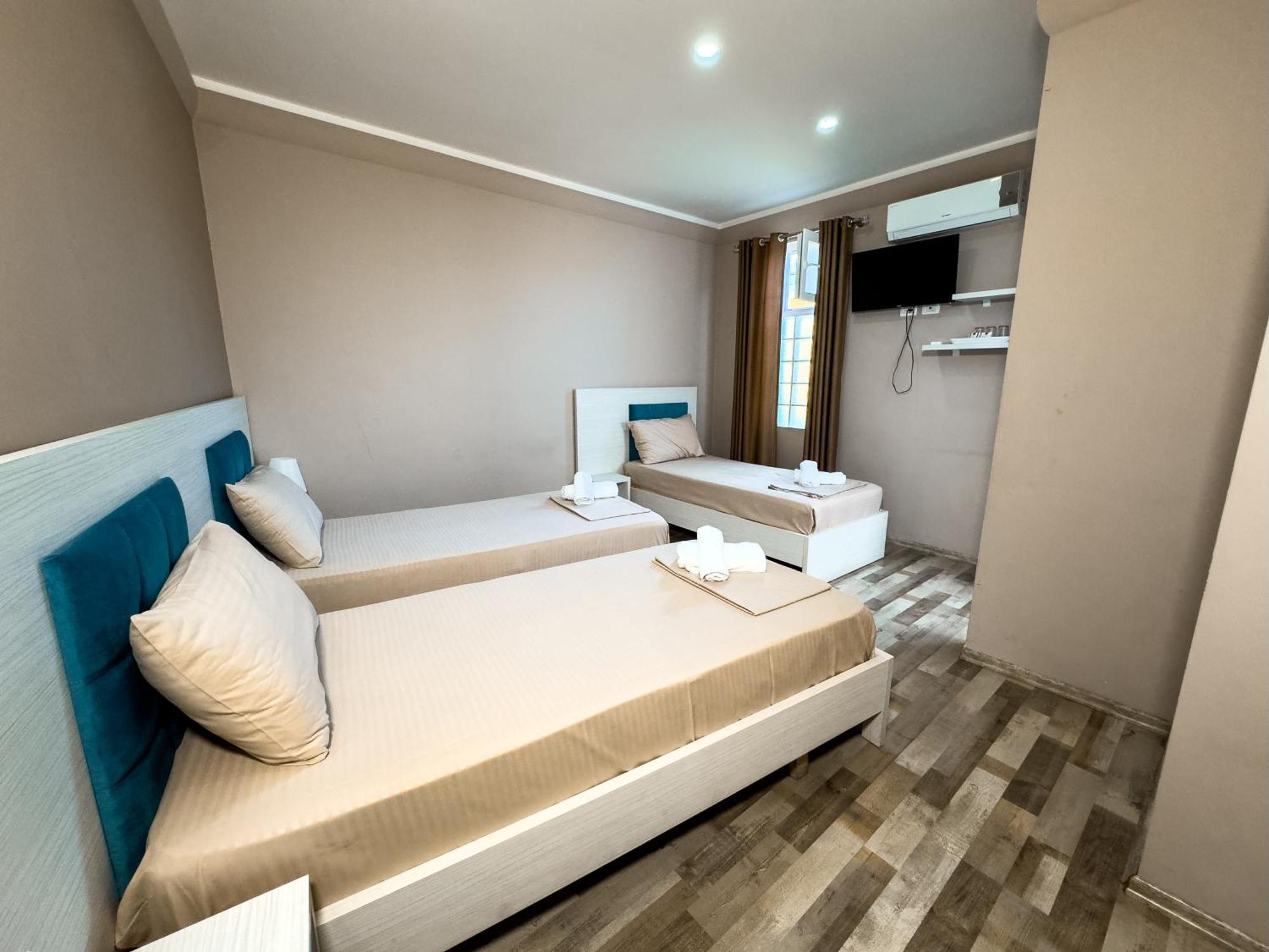 Shkodra Budget Hotel מראה חיצוני תמונה