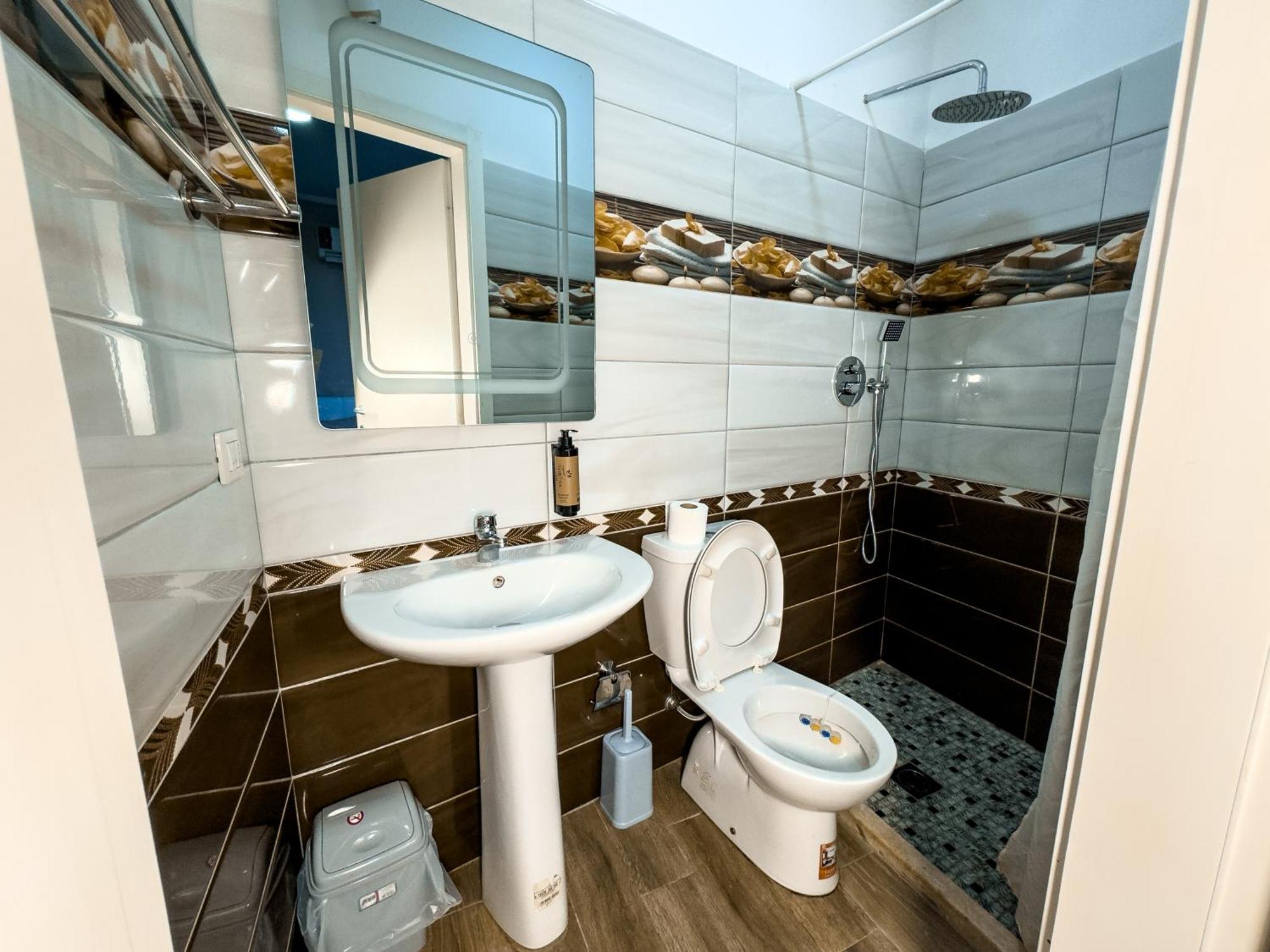 Shkodra Budget Hotel מראה חיצוני תמונה