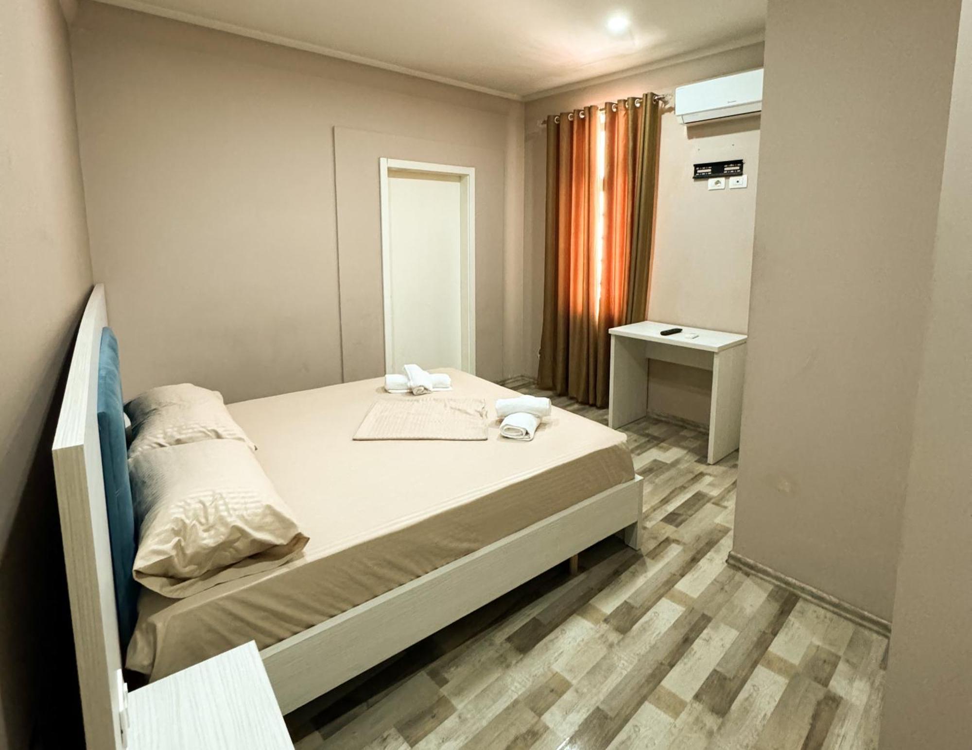 Shkodra Budget Hotel מראה חיצוני תמונה